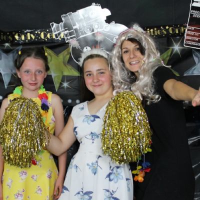 Year 6 Disco (28)